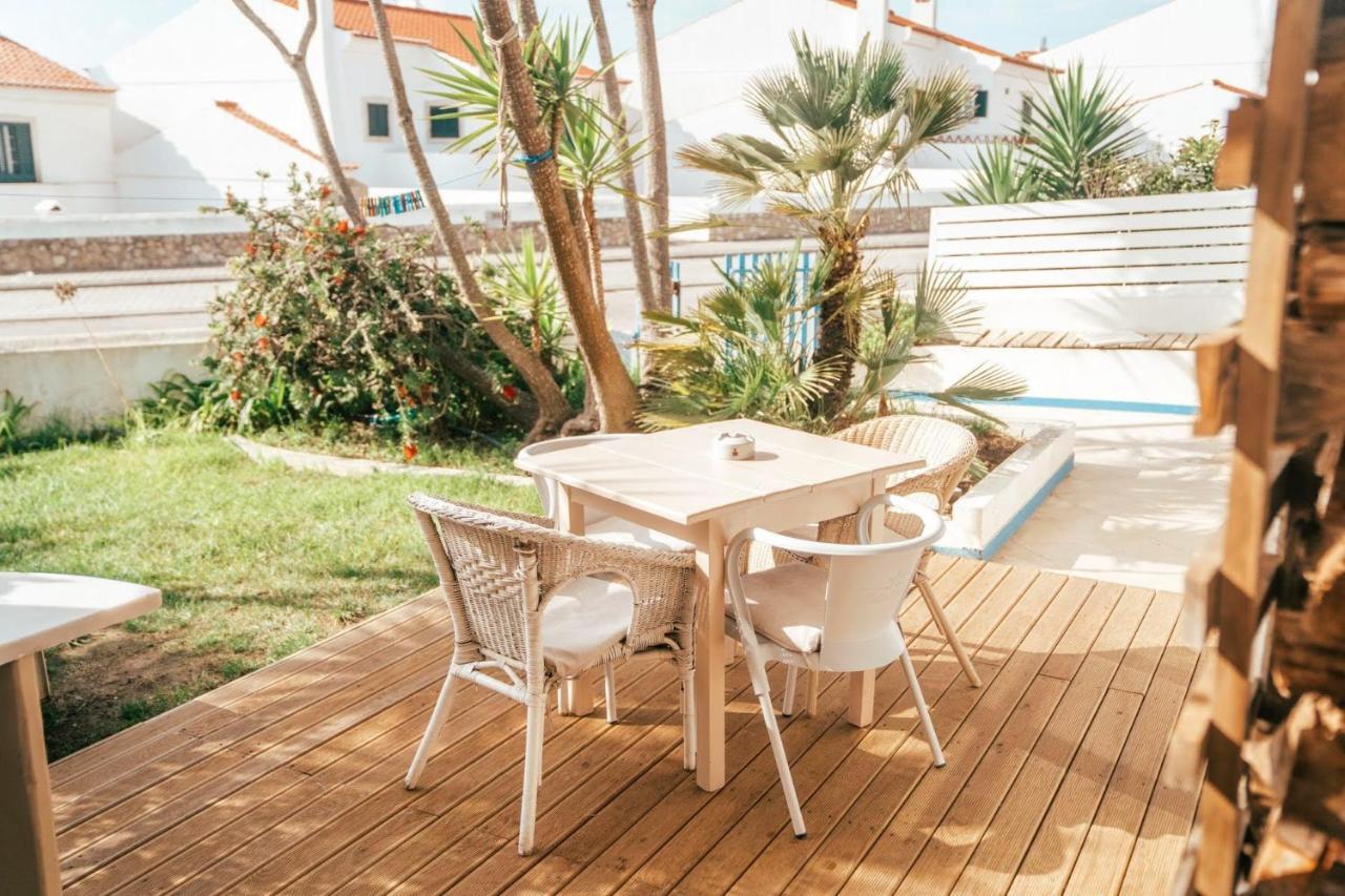 Ericeira Soulsurfers Guesthouse Exterior photo