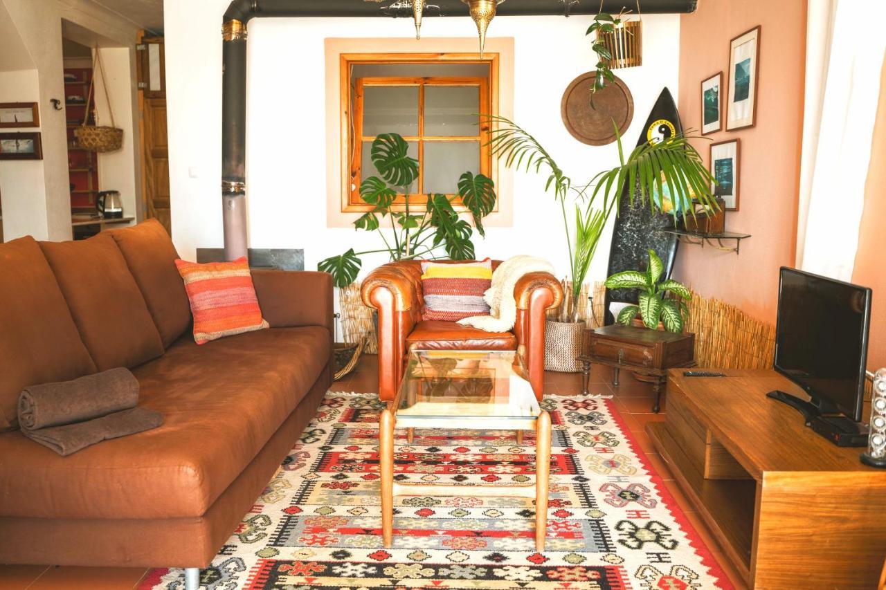 Ericeira Soulsurfers Guesthouse Exterior photo