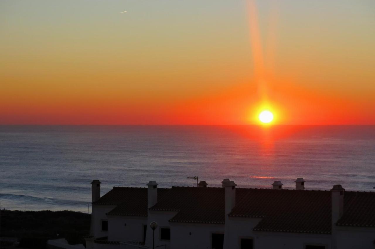 Ericeira Soulsurfers Guesthouse Exterior photo